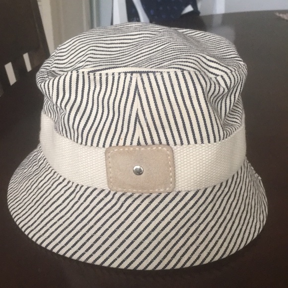 GAP Accessories - Woman’s beach/summer hat